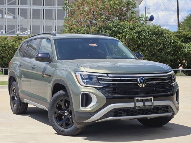 2024 Volkswagen Atlas 2.0T Peak Edition SE w/Technology