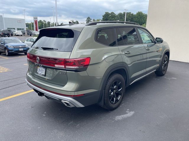 2024 Volkswagen Atlas 2.0T Peak Edition SE w/Technology