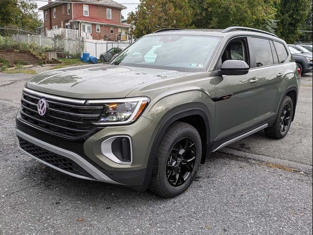 2024 Volkswagen Atlas 2.0T Peak Edition SE w/Technology