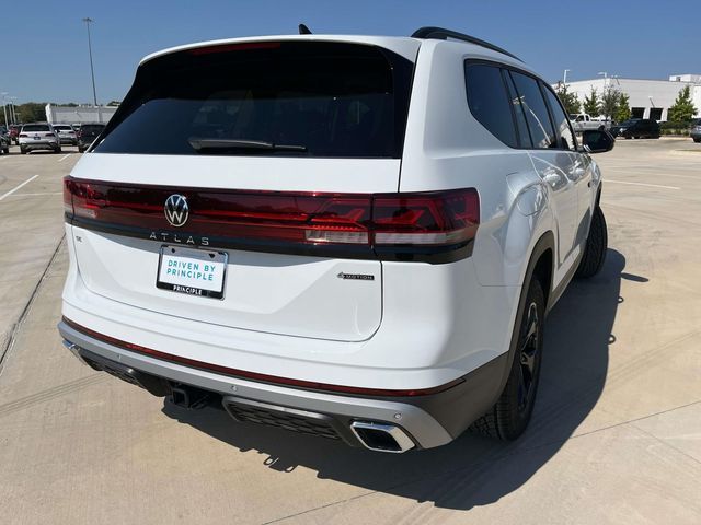 2024 Volkswagen Atlas 2.0T Peak Edition SE w/Technology