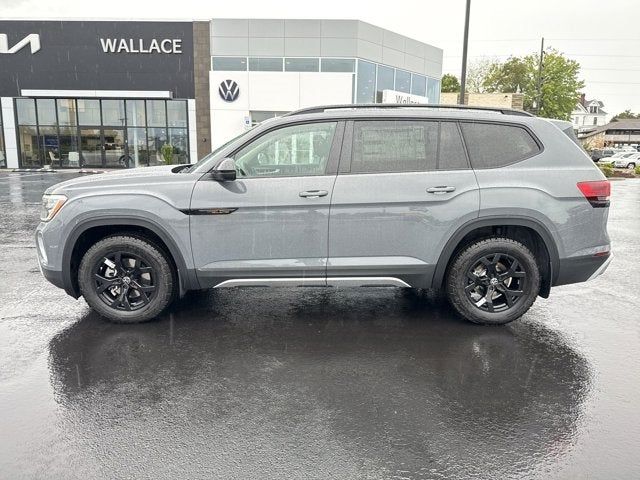 2024 Volkswagen Atlas 2.0T Peak Edition SE w/Technology