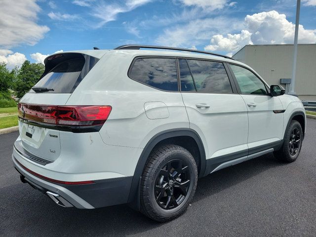 2024 Volkswagen Atlas 2.0T Peak Edition SE w/Technology