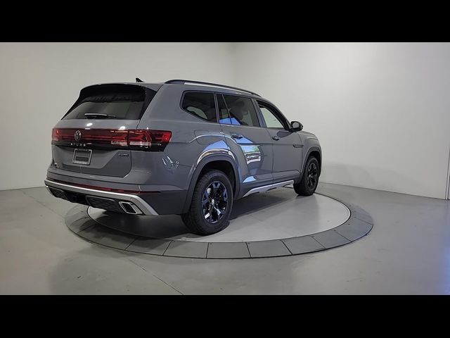 2024 Volkswagen Atlas 2.0T Peak Edition SE w/Technology