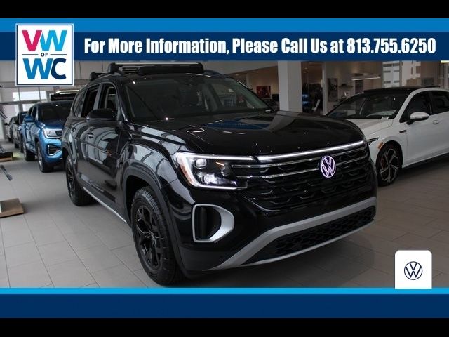 2024 Volkswagen Atlas 2.0T Peak Edition SE w/Technology