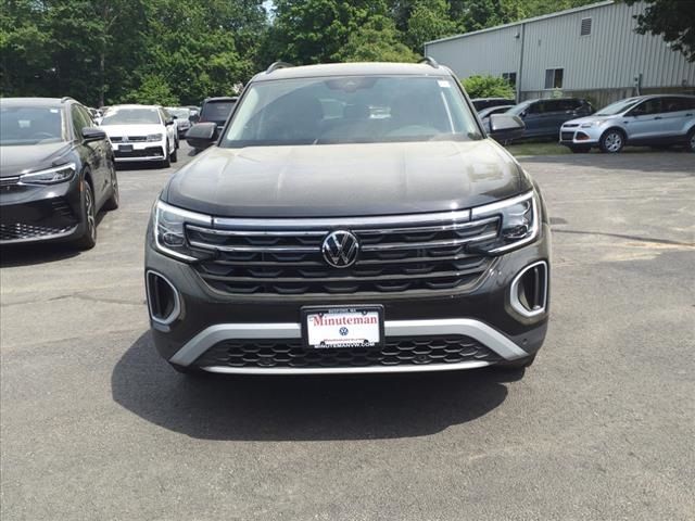 2024 Volkswagen Atlas 2.0T Peak Edition SE w/Technology