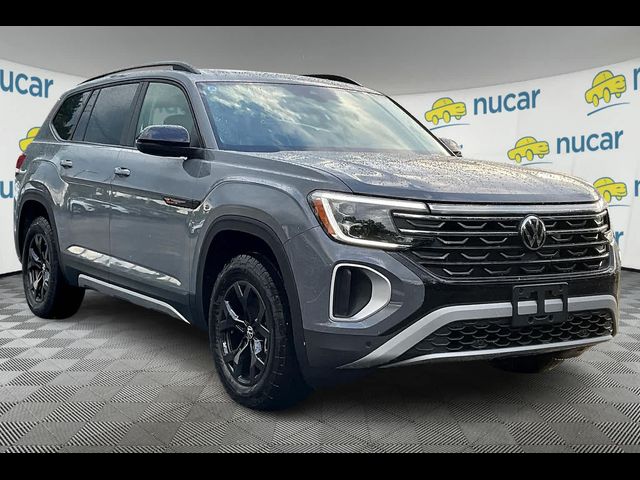 2024 Volkswagen Atlas 2.0T Peak Edition SE w/Technology