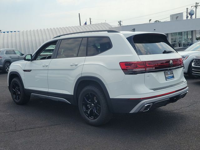 2024 Volkswagen Atlas 2.0T Peak Edition SE w/Technology