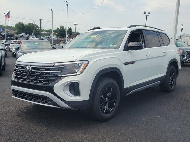 2024 Volkswagen Atlas 2.0T Peak Edition SE w/Technology