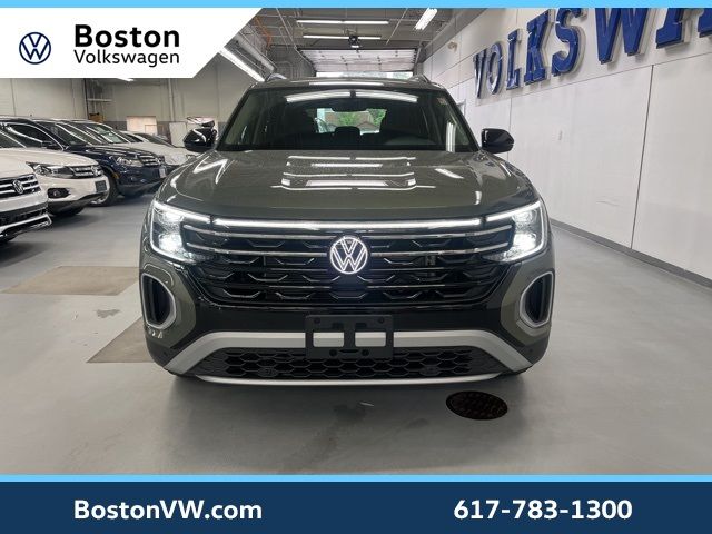 2024 Volkswagen Atlas 2.0T Peak Edition SE w/Technology