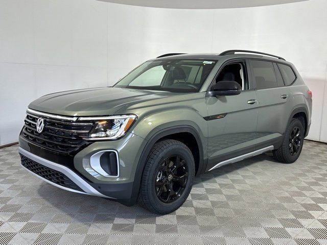 2024 Volkswagen Atlas 2.0T Peak Edition SE w/Technology