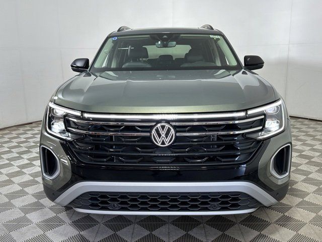 2024 Volkswagen Atlas 2.0T Peak Edition SE w/Technology