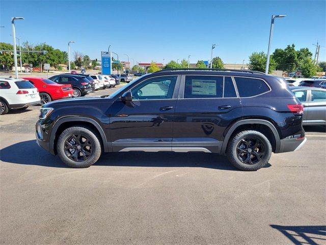 2024 Volkswagen Atlas 2.0T Peak Edition SE w/Technology