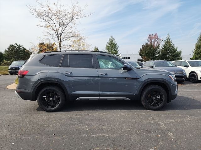 2024 Volkswagen Atlas 2.0T Peak Edition SE w/Technology