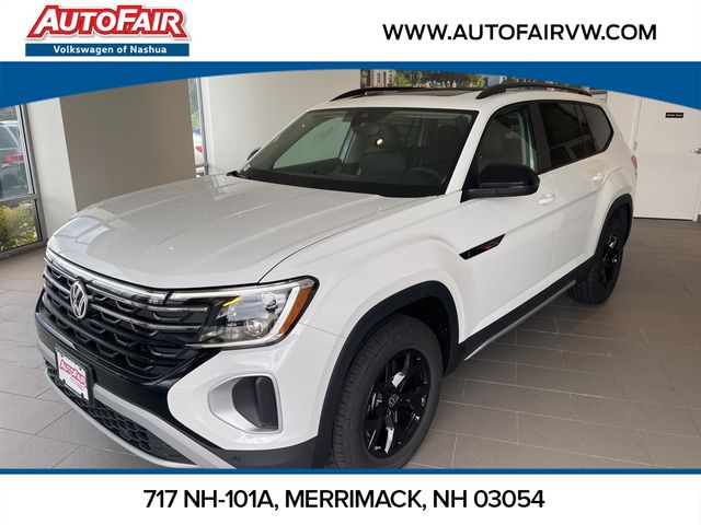 2024 Volkswagen Atlas 2.0T Peak Edition SE w/Technology