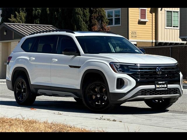 2024 Volkswagen Atlas 2.0T Peak Edition SE w/Technology