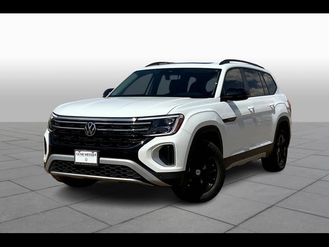 2024 Volkswagen Atlas 2.0T Peak Edition SE w/Technology