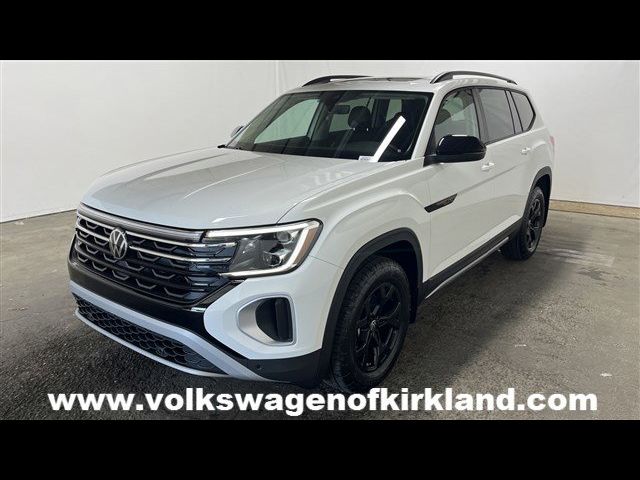 2024 Volkswagen Atlas 2.0T Peak Edition SE w/Technology