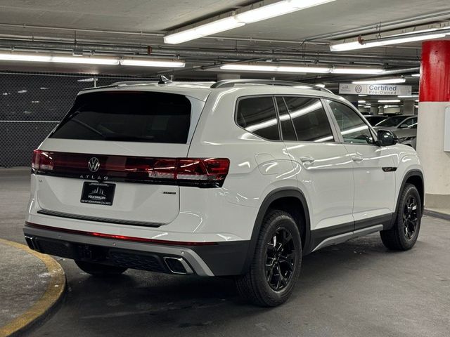 2024 Volkswagen Atlas 2.0T Peak Edition SE w/Technology