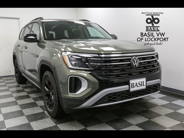 2024 Volkswagen Atlas 2.0T Peak Edition SE w/Technology