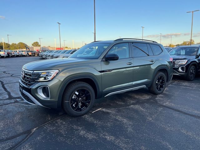 2024 Volkswagen Atlas 2.0T Peak Edition SE w/Technology