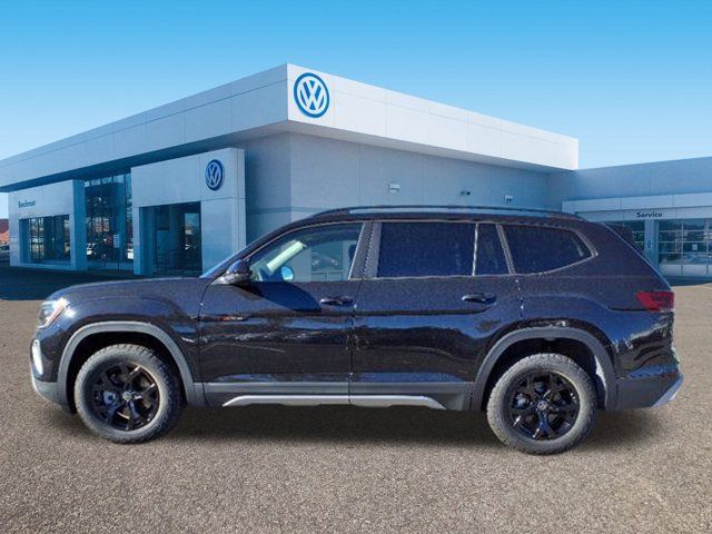 2024 Volkswagen Atlas 2.0T Peak Edition SE w/Technology