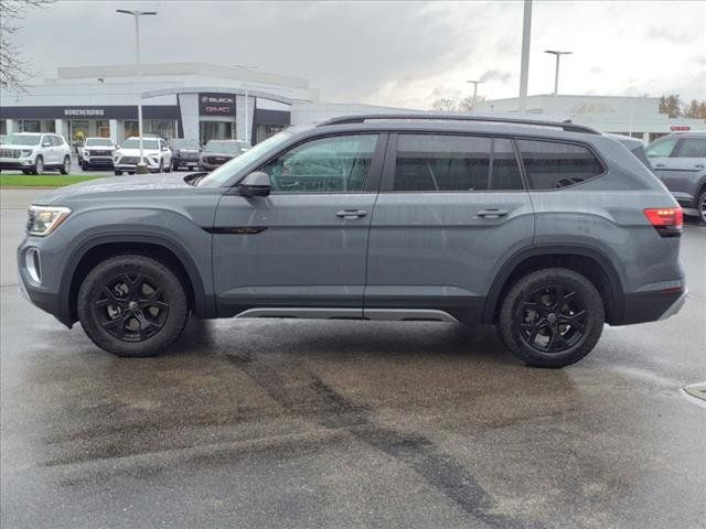 2024 Volkswagen Atlas 2.0T Peak Edition SE w/Technology