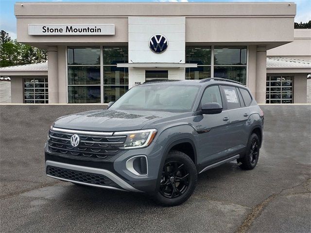 2024 Volkswagen Atlas 2.0T Peak Edition SE w/Technology