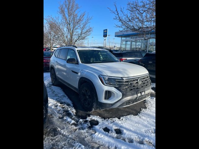 2024 Volkswagen Atlas 2.0T Peak Edition SE w/Technology