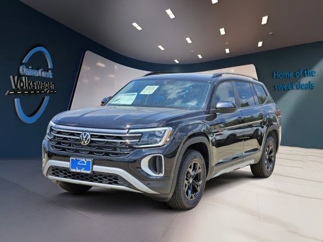 2024 Volkswagen Atlas 2.0T Peak Edition SE w/Technology