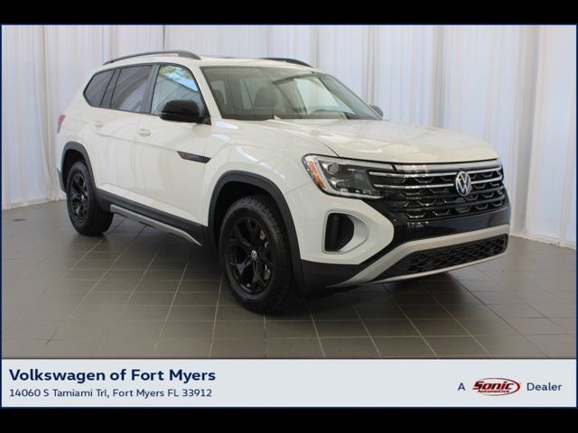 2024 Volkswagen Atlas 2.0T Peak Edition SE w/Technology