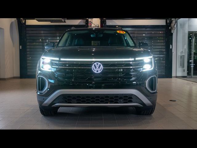 2024 Volkswagen Atlas 2.0T Peak Edition SE w/Technology