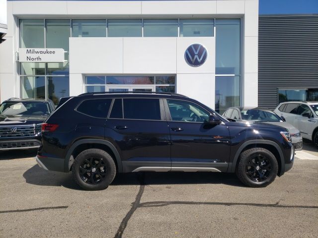 2024 Volkswagen Atlas 2.0T Peak Edition SE w/Technology