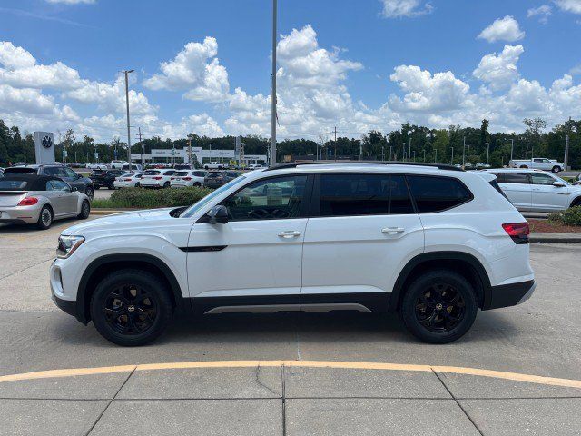 2024 Volkswagen Atlas 2.0T Peak Edition SE w/Technology