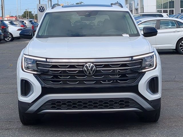 2024 Volkswagen Atlas 2.0T Peak Edition SE w/Technology