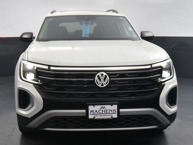 2024 Volkswagen Atlas 2.0T Peak Edition SE w/Technology