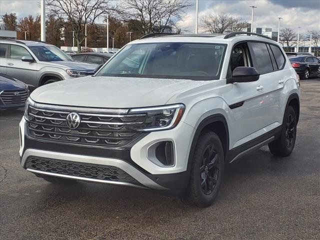 2024 Volkswagen Atlas 2.0T Peak Edition SE w/Technology