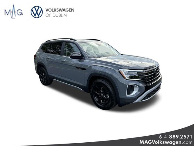 2024 Volkswagen Atlas 2.0T Peak Edition SE w/Technology