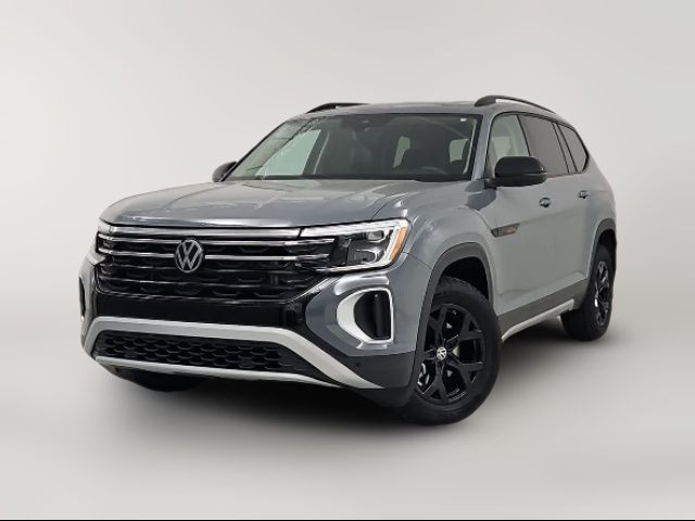 2024 Volkswagen Atlas 2.0T Peak Edition SE w/Technology