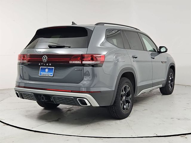 2024 Volkswagen Atlas 2.0T Peak Edition SE w/Technology