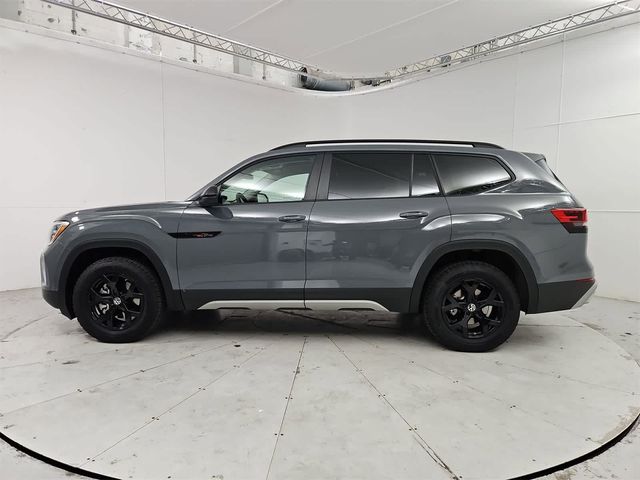 2024 Volkswagen Atlas 2.0T Peak Edition SE w/Technology