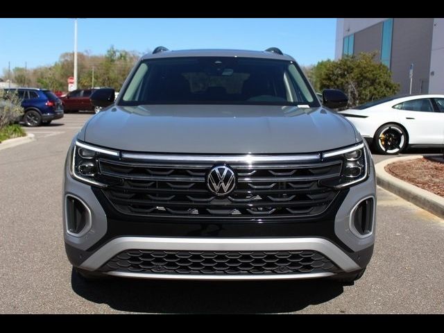 2024 Volkswagen Atlas 2.0T Peak Edition SE w/Technology