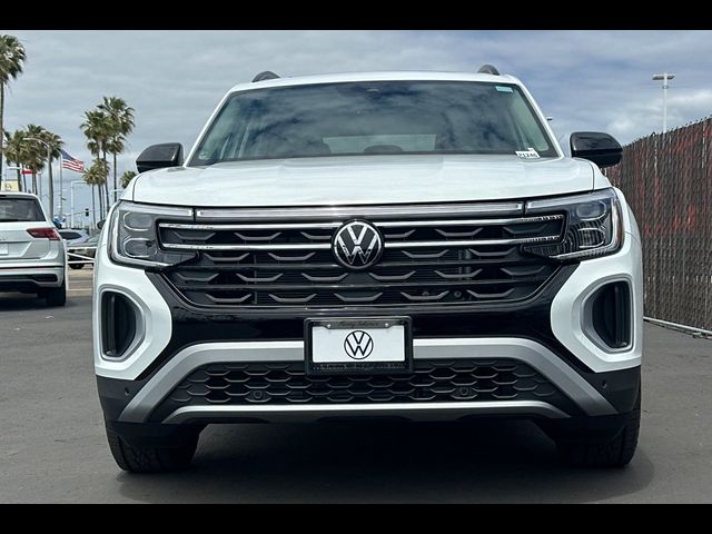 2024 Volkswagen Atlas 2.0T Peak Edition SE w/Technology