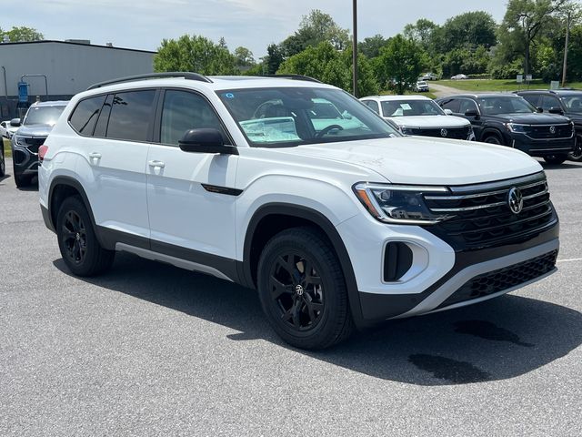 2024 Volkswagen Atlas 2.0T Peak Edition SE w/Technology