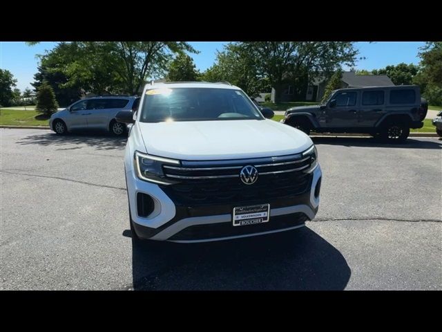 2024 Volkswagen Atlas 2.0T Peak Edition SE w/Technology