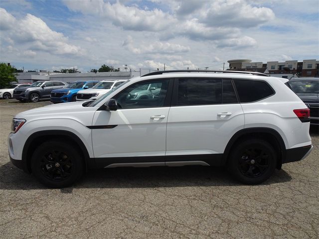 2024 Volkswagen Atlas 2.0T Peak Edition SE w/Technology