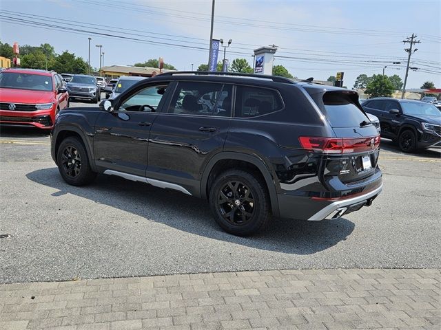 2024 Volkswagen Atlas 2.0T Peak Edition SE w/Technology