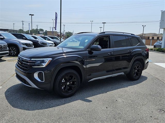 2024 Volkswagen Atlas 2.0T Peak Edition SE w/Technology