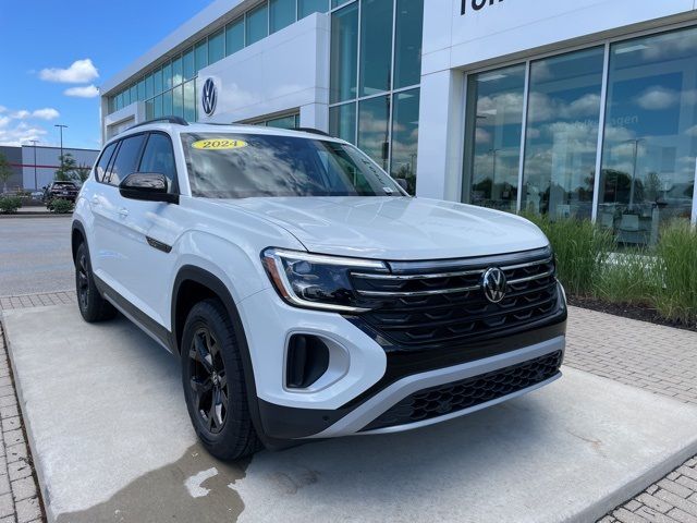 2024 Volkswagen Atlas 2.0T Peak Edition SE w/Technology