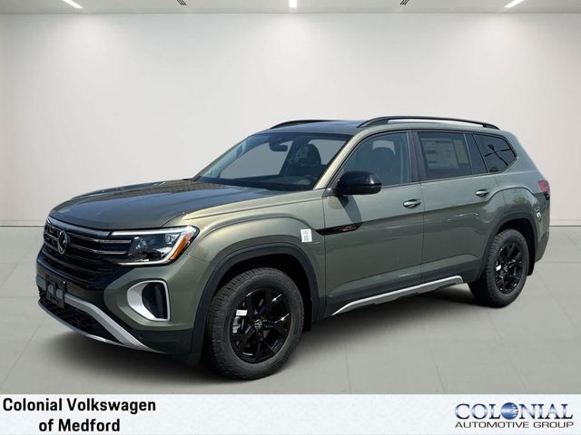 2024 Volkswagen Atlas 2.0T Peak Edition SE w/Technology