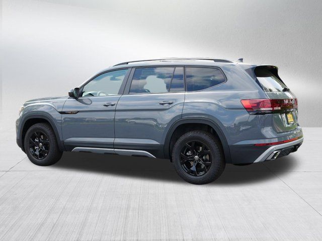 2024 Volkswagen Atlas 2.0T Peak Edition SE w/Technology